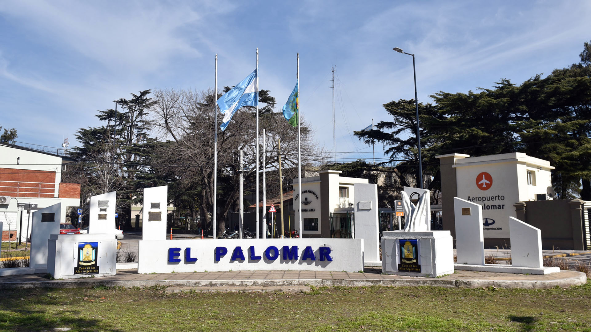 Aeropuerto de El Palomar: otra lucha entre la modernidad y el atraso -  Infobae