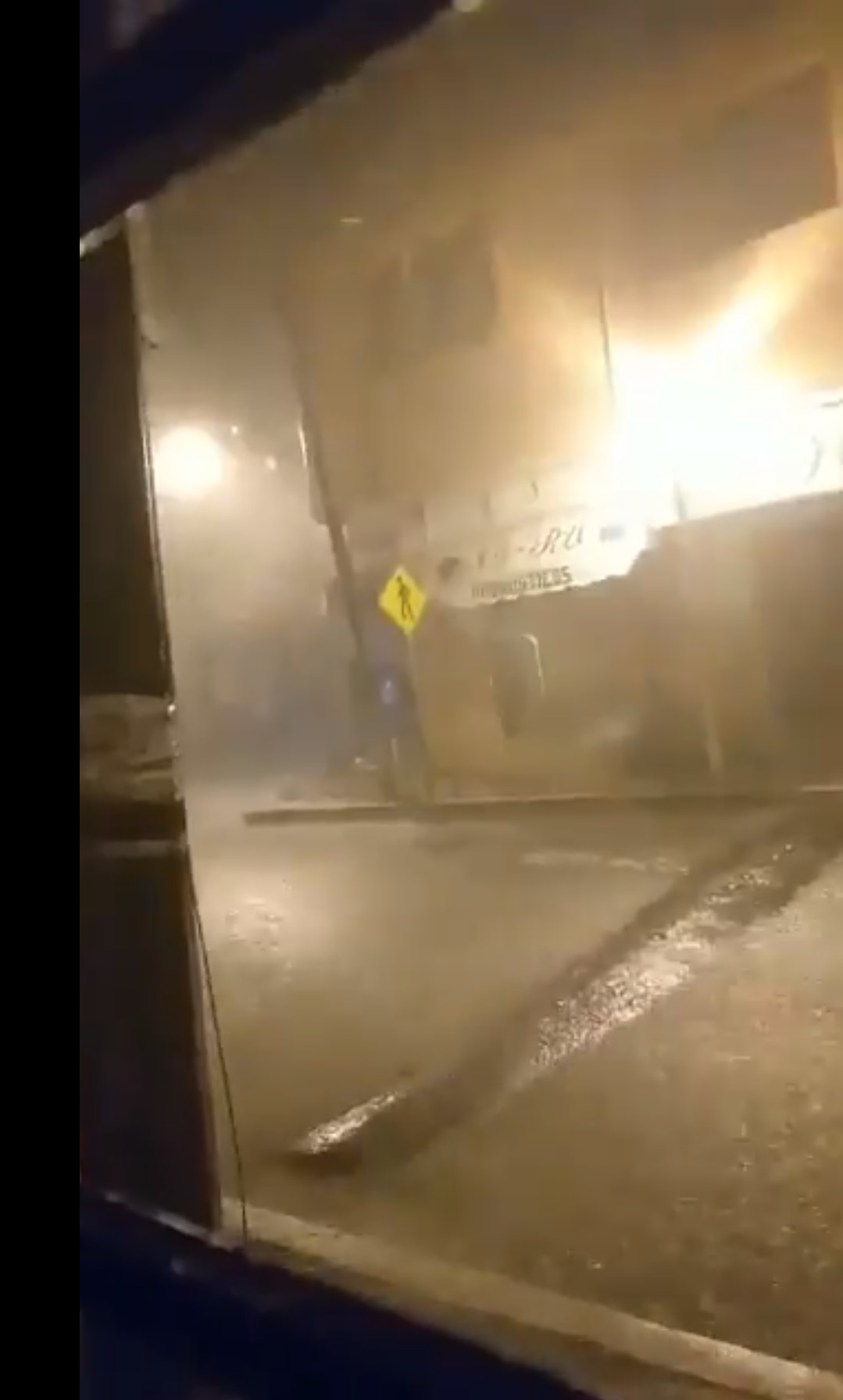 El huracán continuará provocando lluvias torrenciales en Michoacán, Guerrero, Colima y Jalisco (Foto: captura de pantalla)