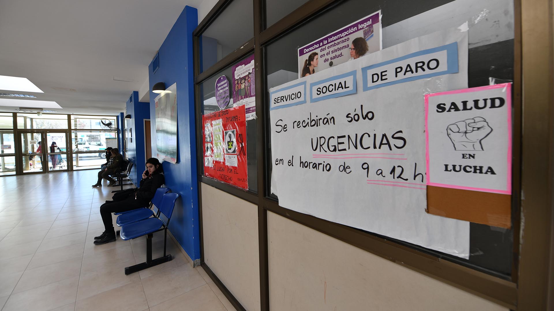 El Hospital Andrés Isola de Puerto Madryn se encuentra de paro. Sólo se garantiza la atención médica de urgencia en la guardia