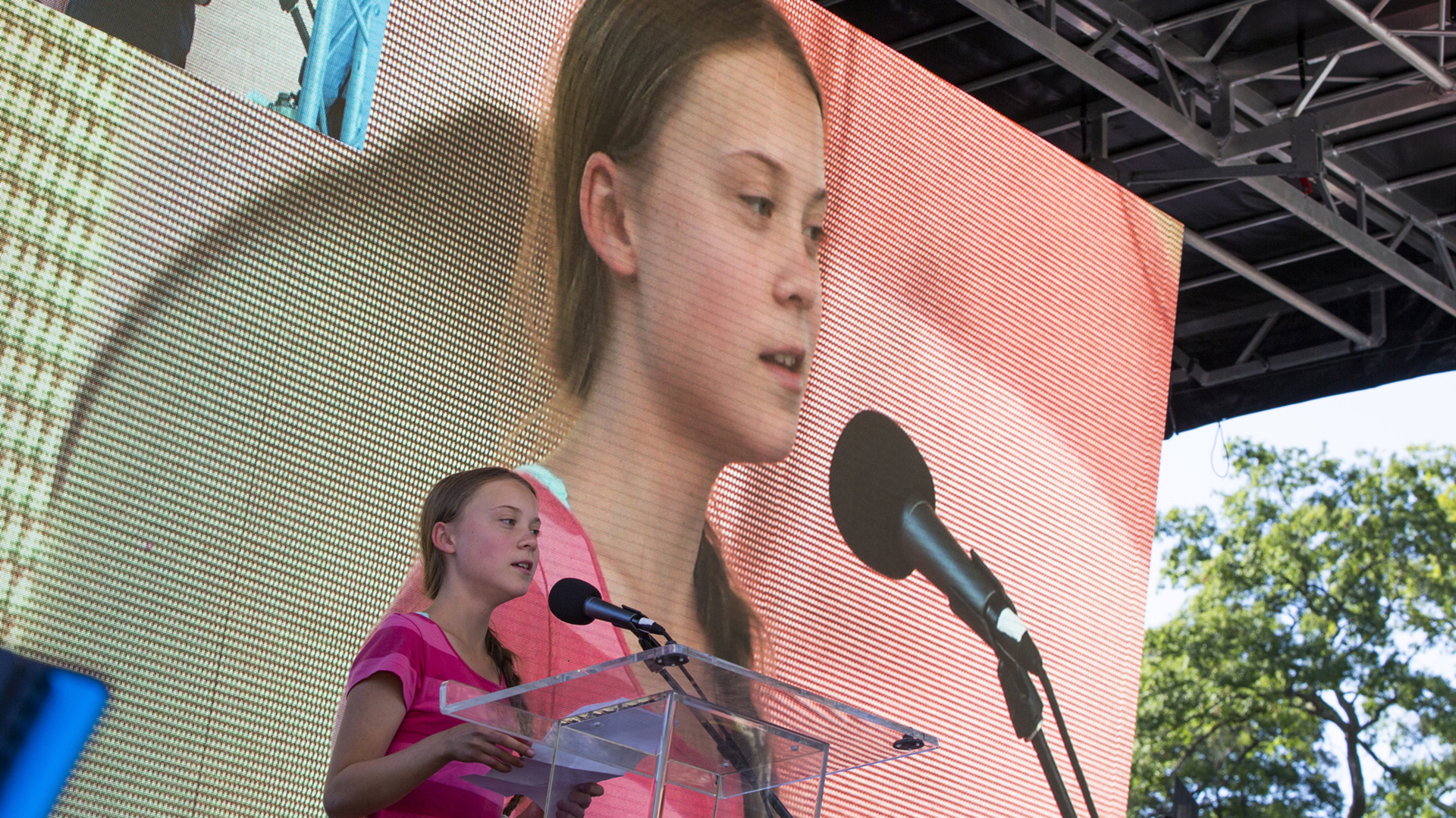 Greta Thunberg, una adolescente sueca activista del clima, habla en la Huelga del Clima, el viernes 20 de septiembre de 2019 en Nueva York. (Foto AP/Eduardo Muñoz Alvarez)
