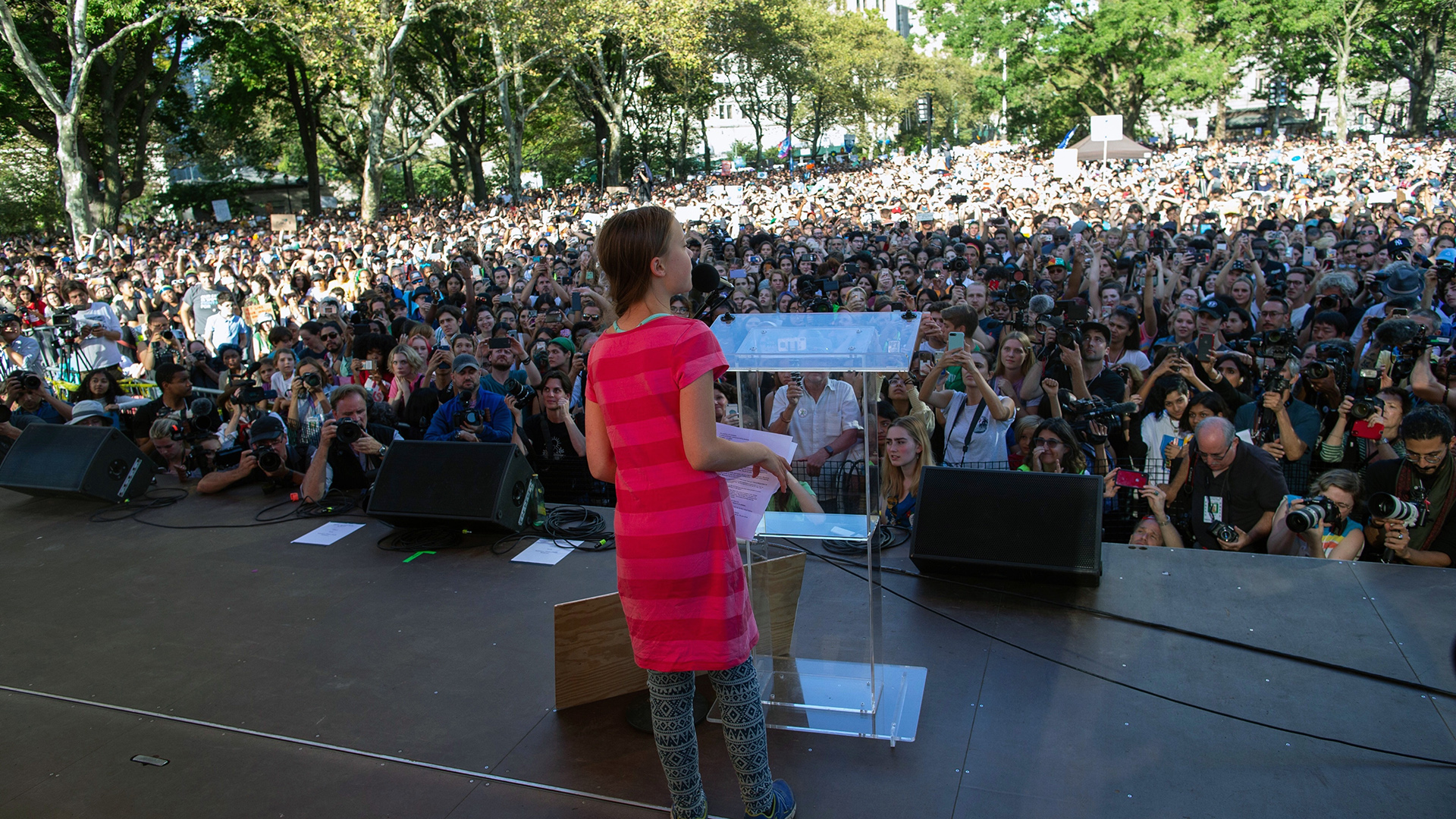 Greta Thunberg, ante una multitud en Nueva York (AP Photo/Eduardo Munoz Alvarez)