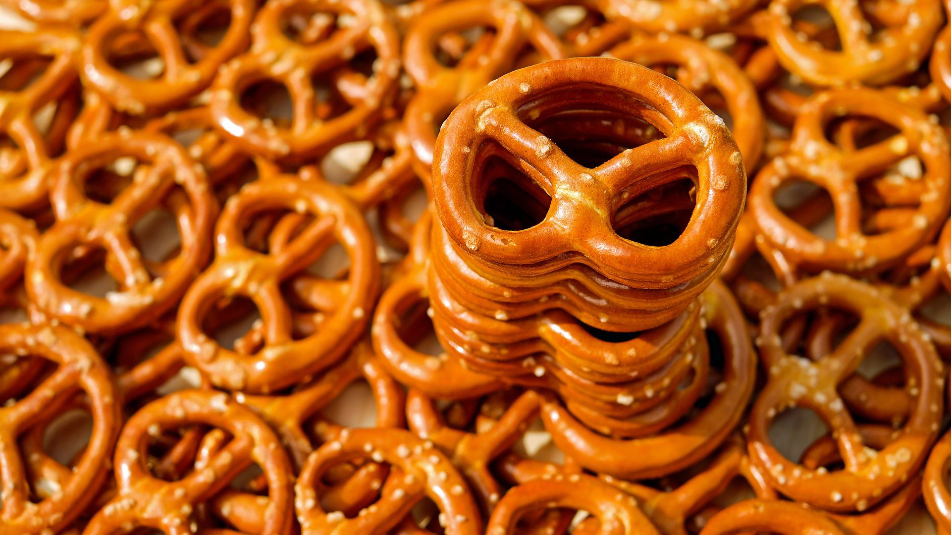Hay varias presentaciones de pretzel, el salado es el más tradicional puede ser tanto duro como blando (Foto: Pixabay)