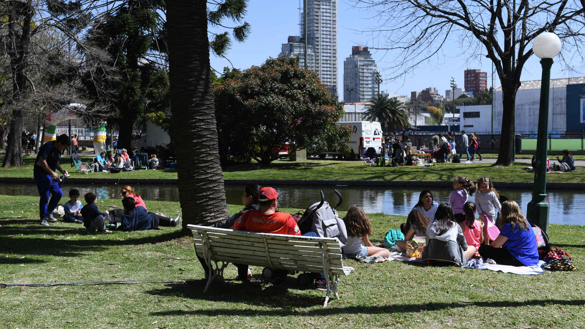 En el comienzo de la primavera, en un sábado a pleno sol, los porteños disfrutaron de un día en diferentes puntos de la ciudad de Buenos Aires