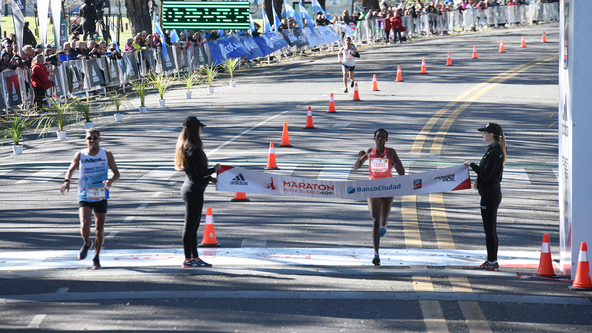 Así ganó la competición femenina la keniata Rodah Jepkorir Tanui
