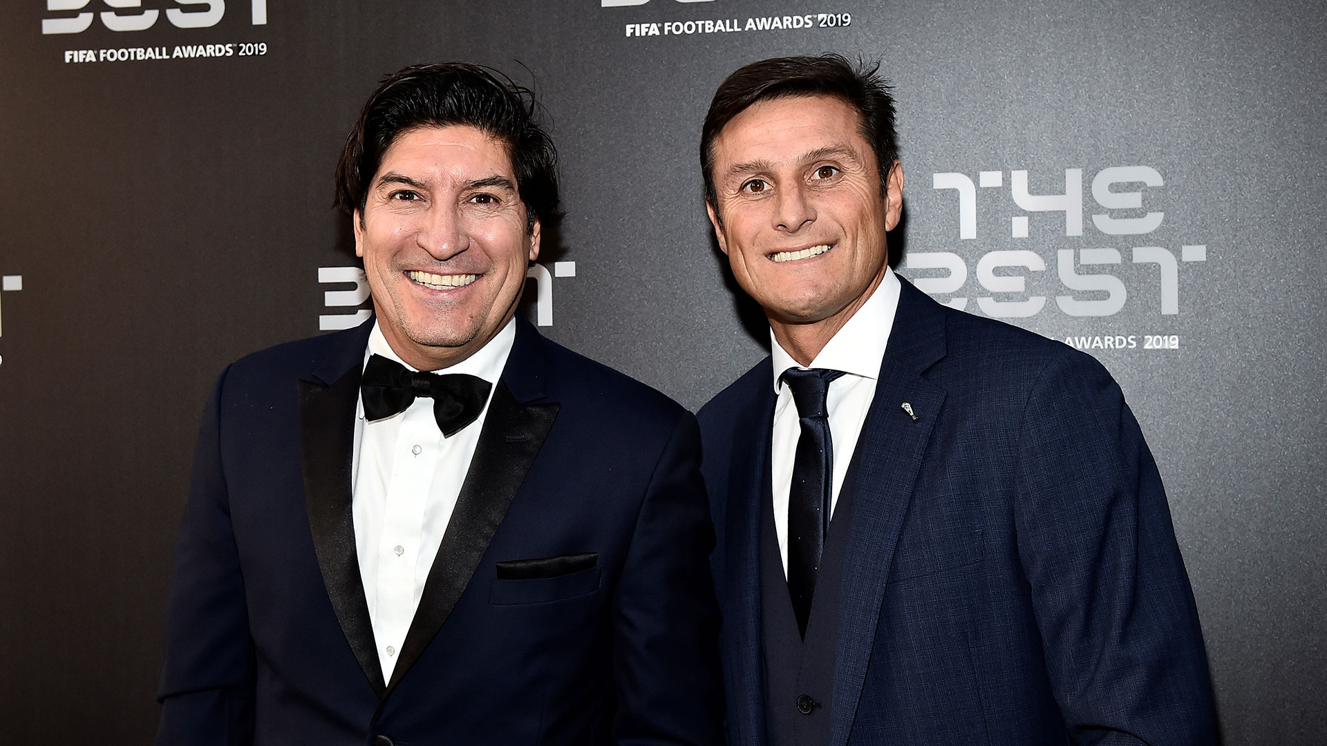 Los ex futbolistas Iván Zamorano y Javier Zanetti