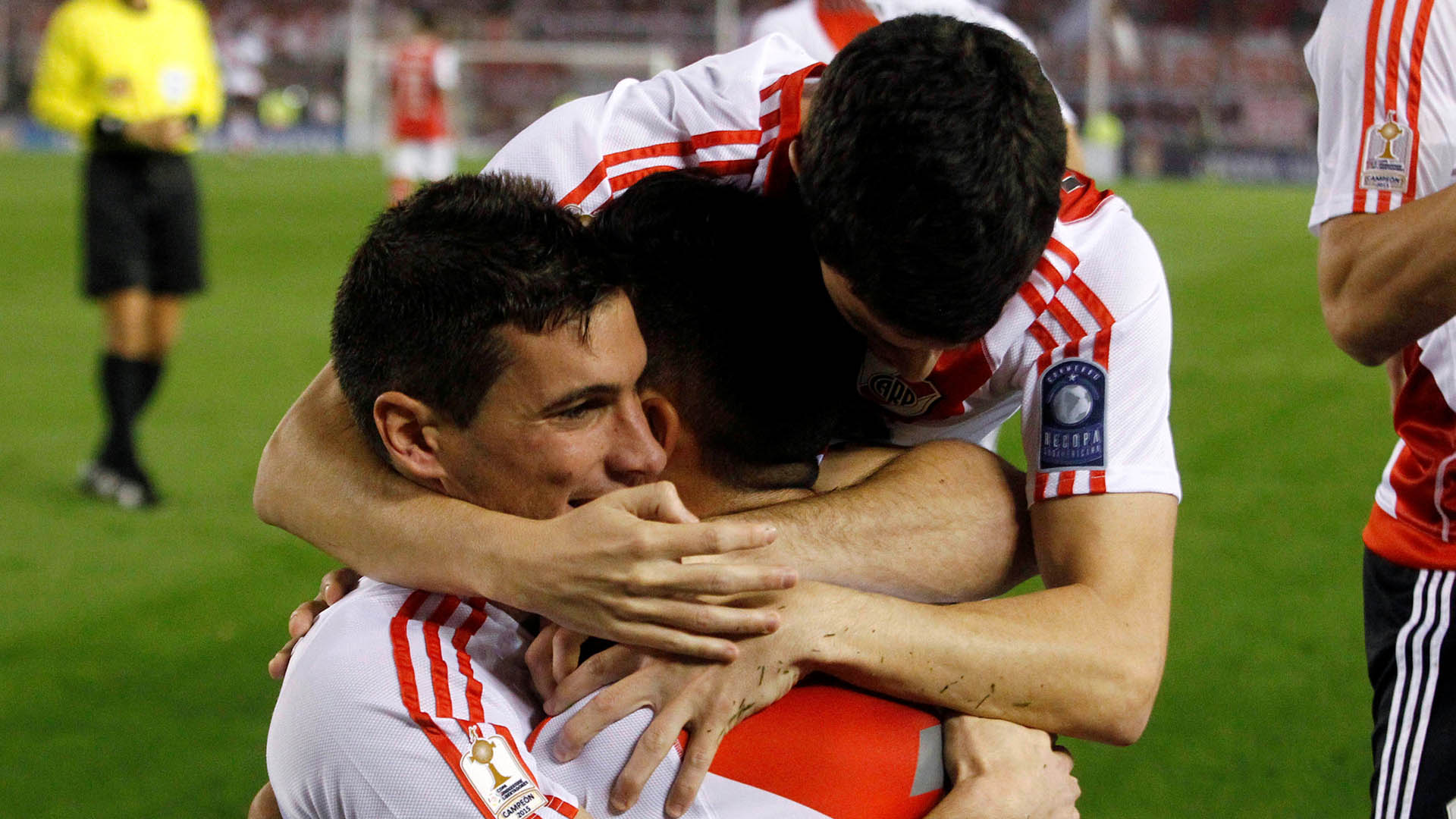 Alario y Driussi, los goleadores de una noche soñada para River (Reuters)