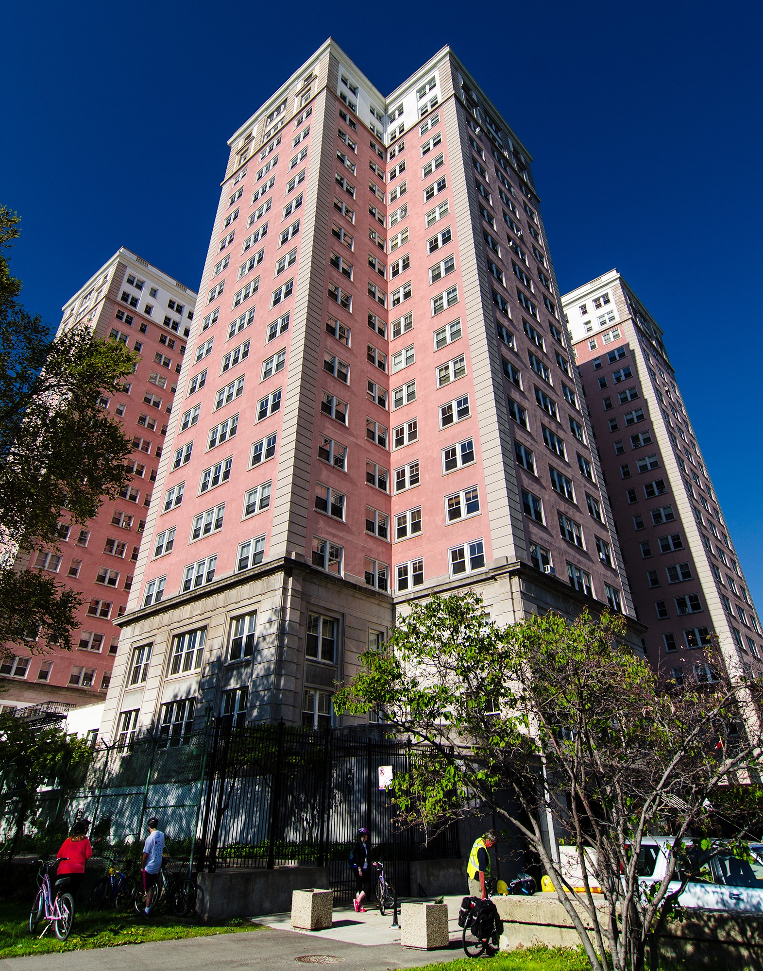 edgewater beach apartments sites