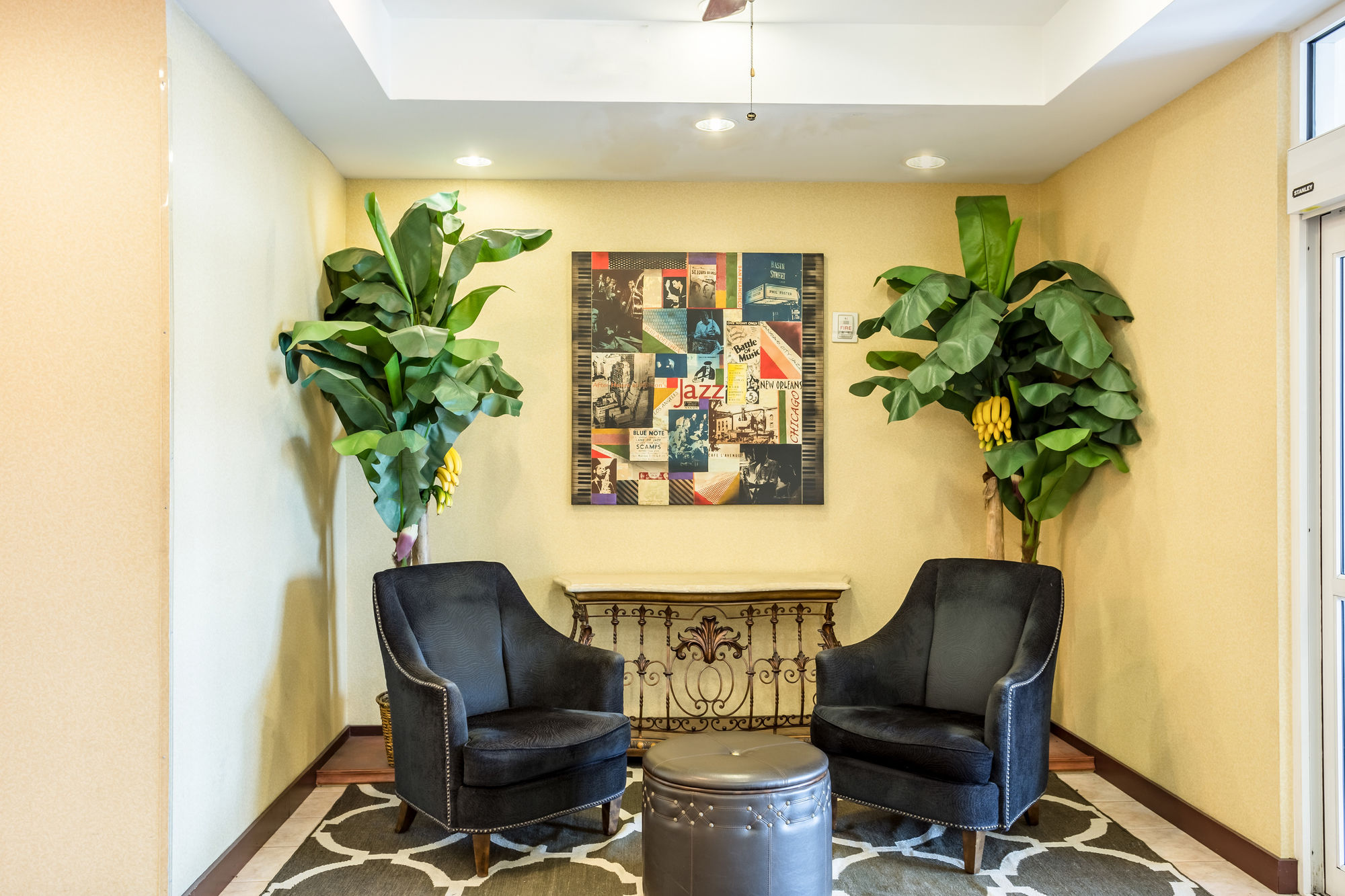 Discount Coupon for Comfort Suites in New Orleans, Louisiana Save Money!