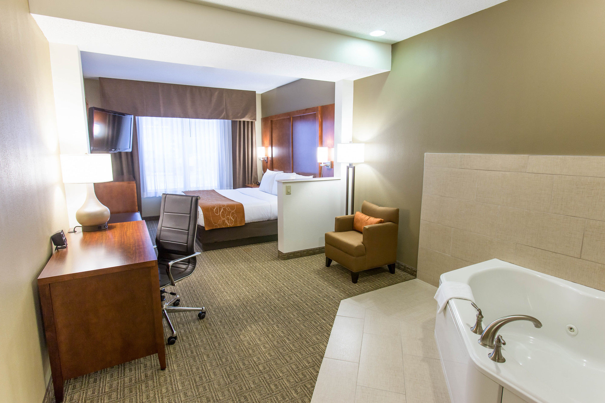 Comfort Suites in Marquette, mi