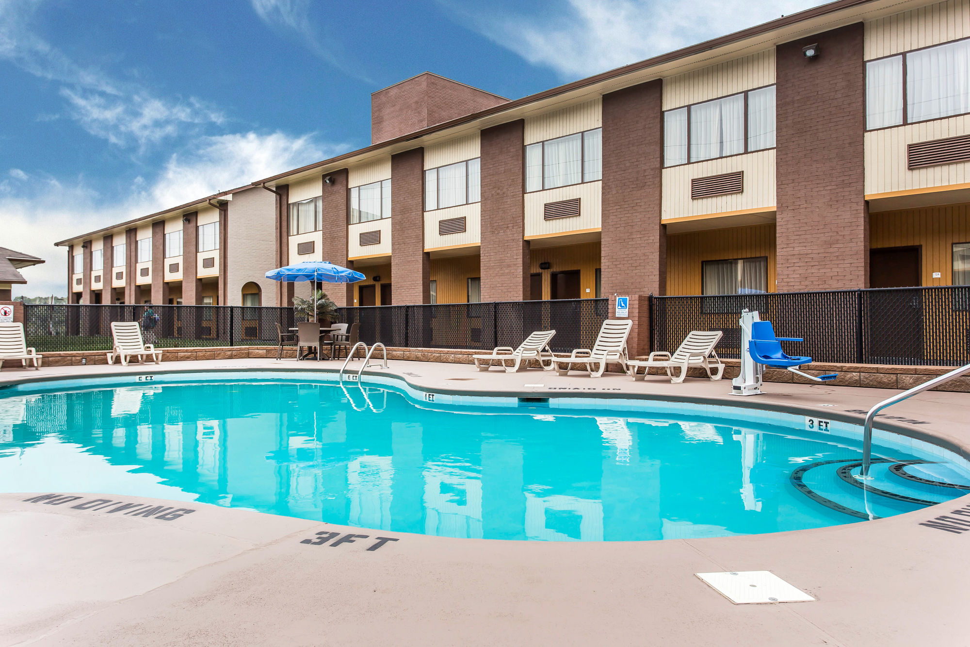 Discount Coupon for Quality Suites in Hickory, North Carolina Save Money!