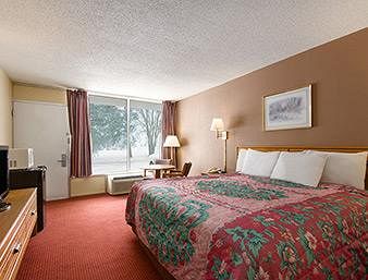 Days Inn - Whitehouse in White House, TN