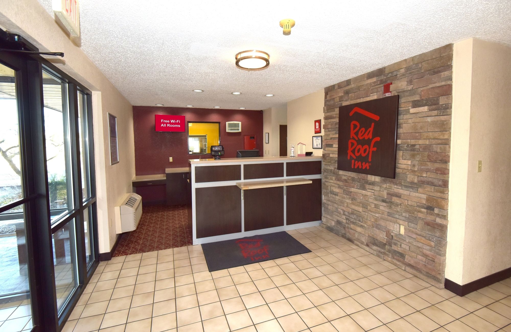 Discount Coupon for Red Roof Inn Shelbyville in Shelbyville, Kentucky