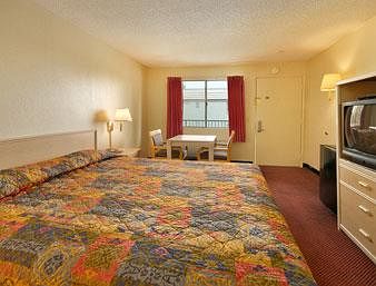 San Bernardino Days Inn Riverside in San Bernardino, ca