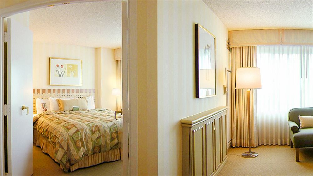 DoubleTree Suites by Hilton Santa Monica