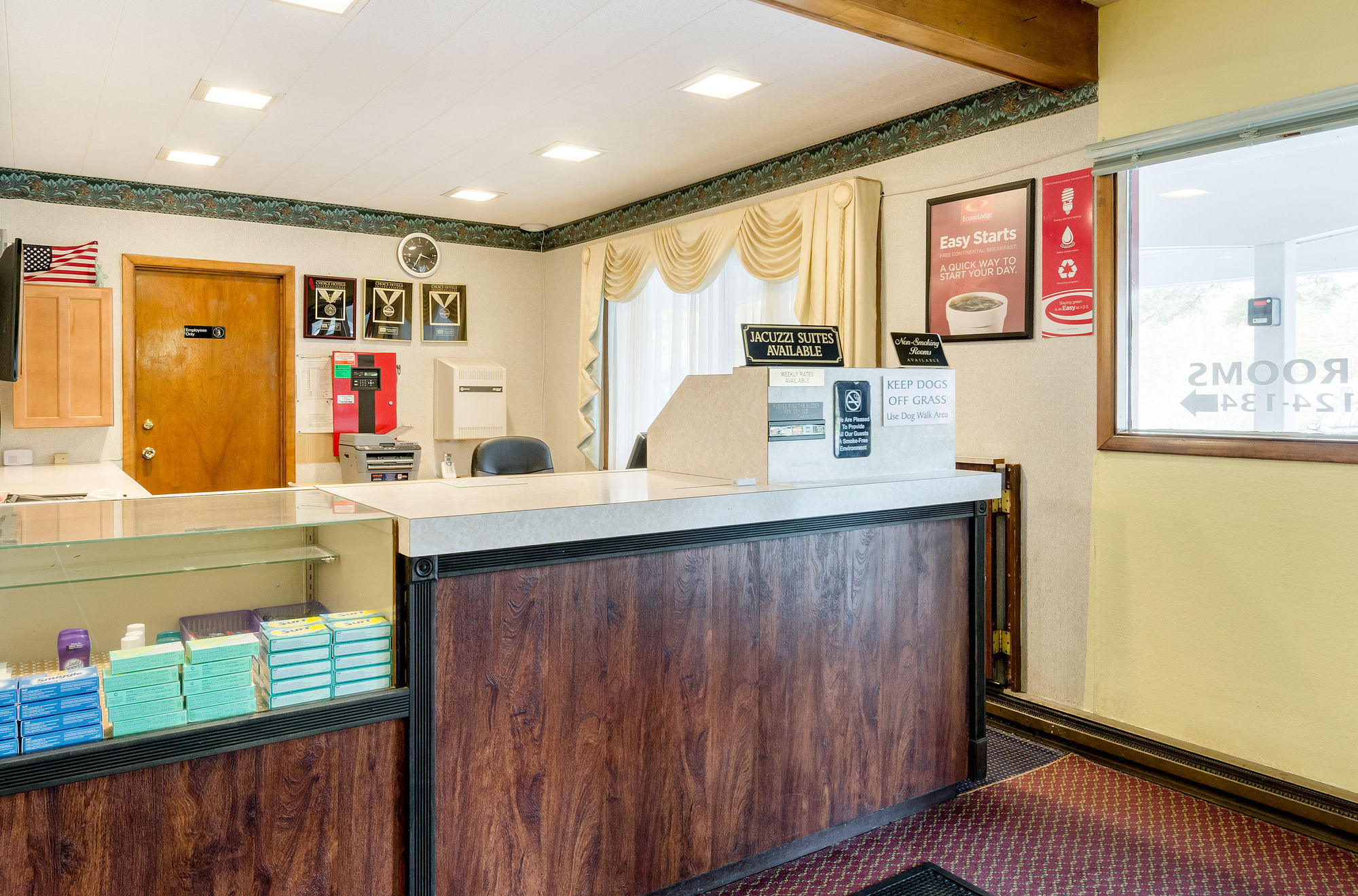 Discount Coupon for Econo Lodge Sutton in Sutton, Massachusetts Save Money!