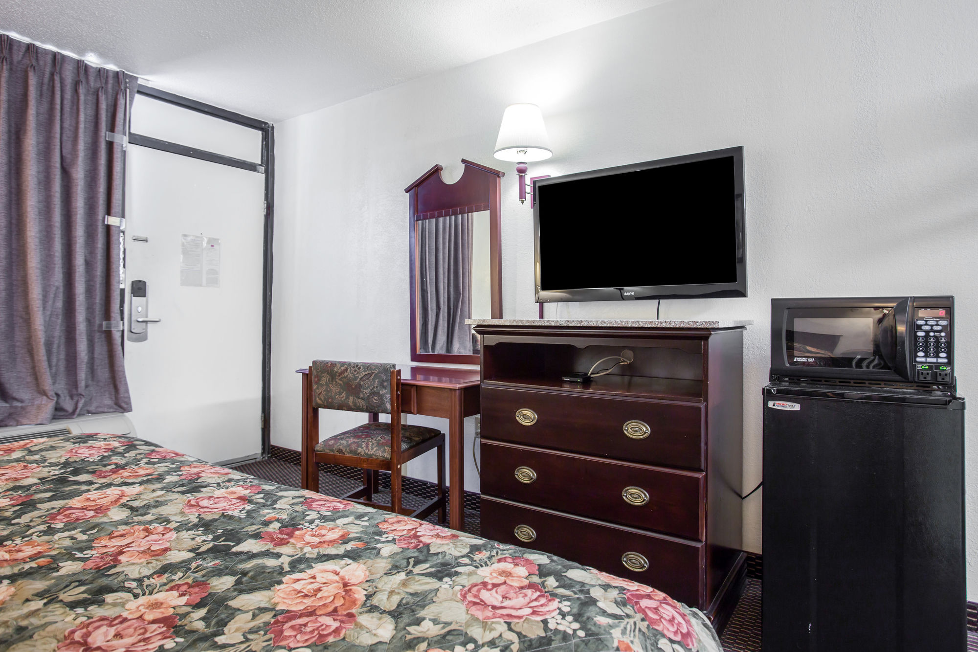 Discount Coupon for Econo Lodge Goose Creek in Goose Creek, South