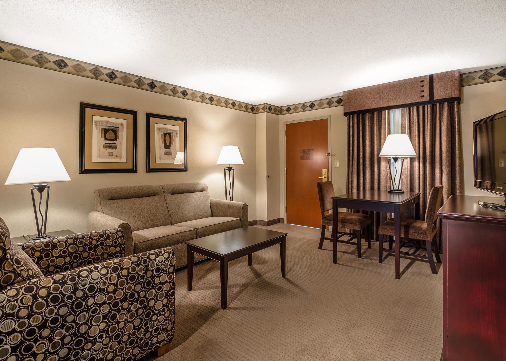 Embassy Suites by Hilton Atlanta Alpharetta