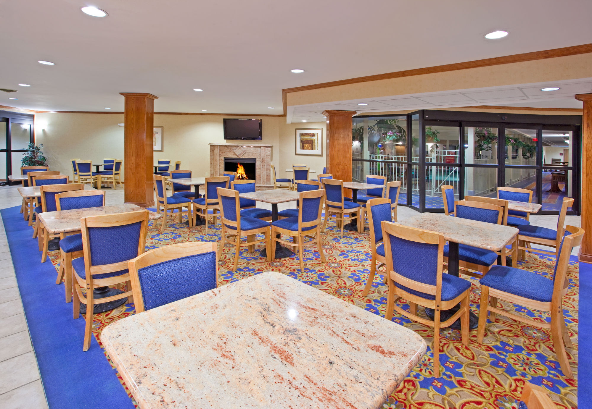 Discount Coupon for Holiday Inn Express Hotel & Suites Brighton in