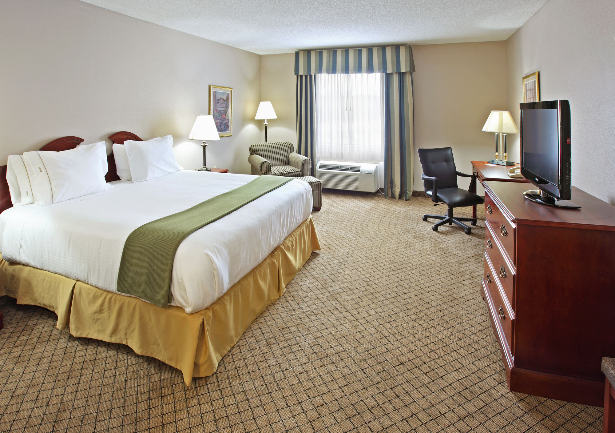 Discount Coupon for Holiday Inn Express Hotel & Suites Camden in Camden, Arkansas Save Money!