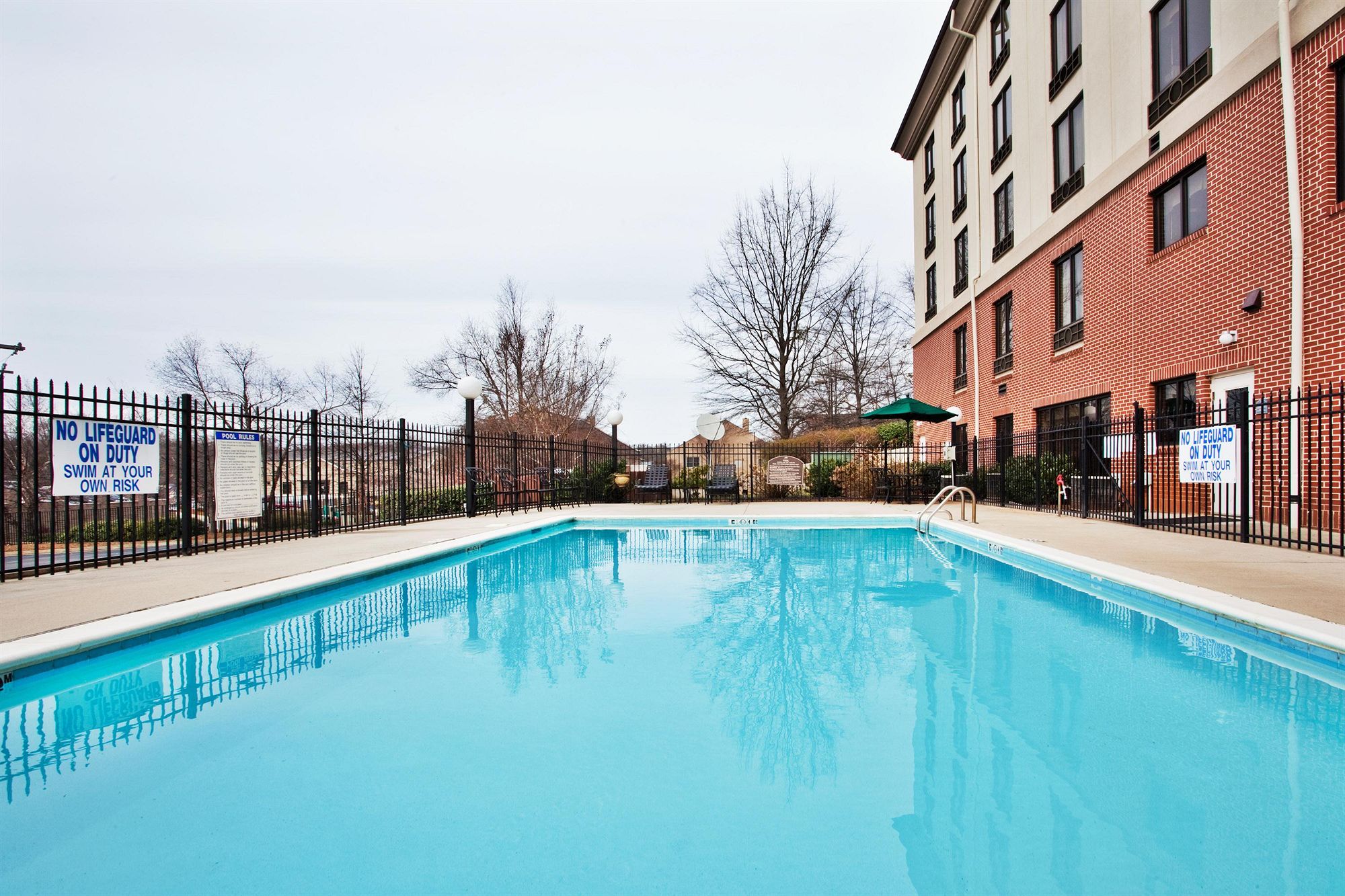 Discount Coupon for Holiday Inn Express Hotel & Suites Greenville