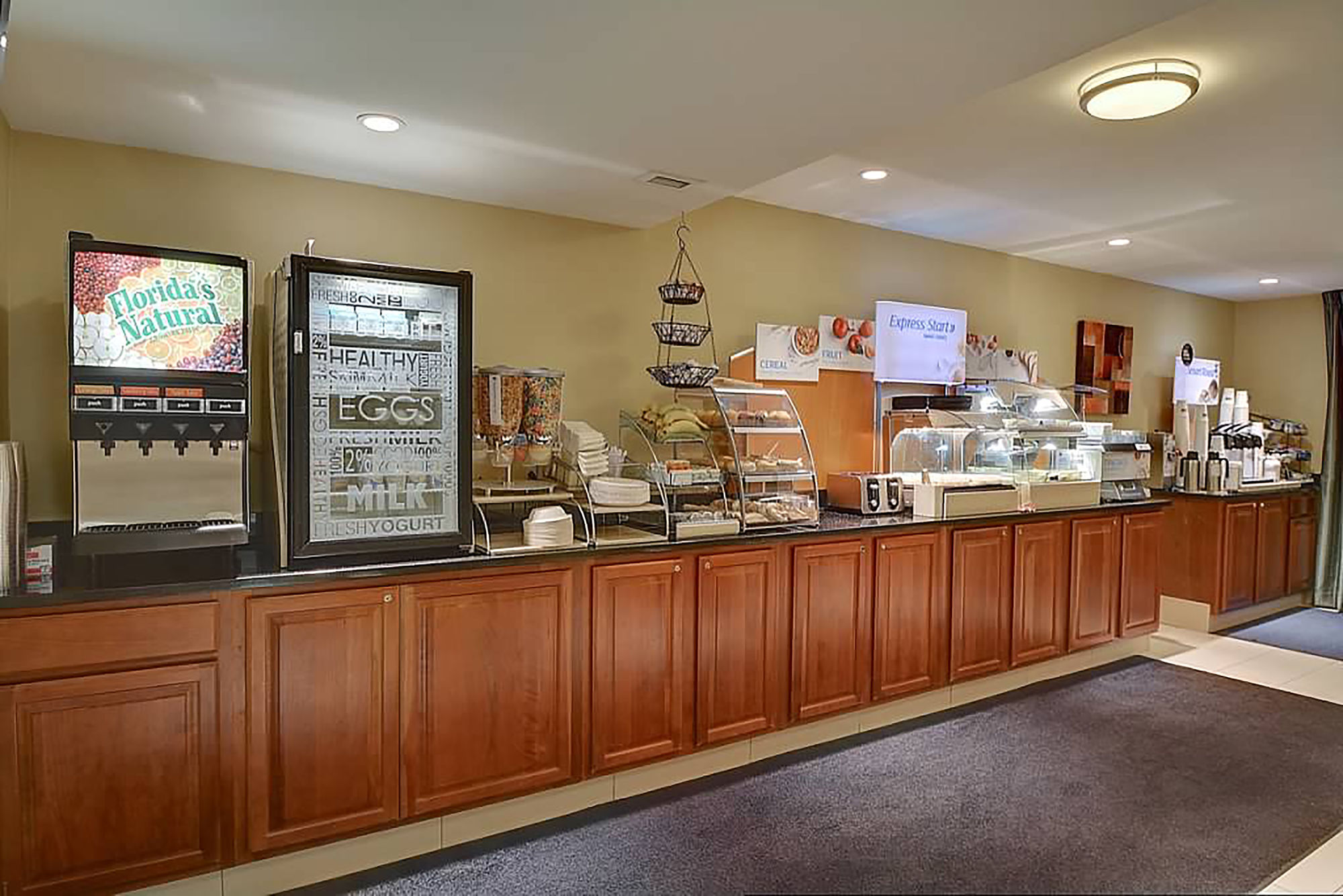 Discount Coupon for Holiday Inn Express Keene in Keene, New Hampshire