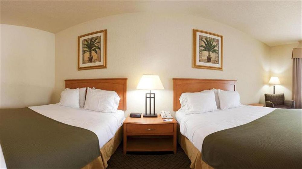 Holiday Inn Express Fairhope in Fairhope, AL