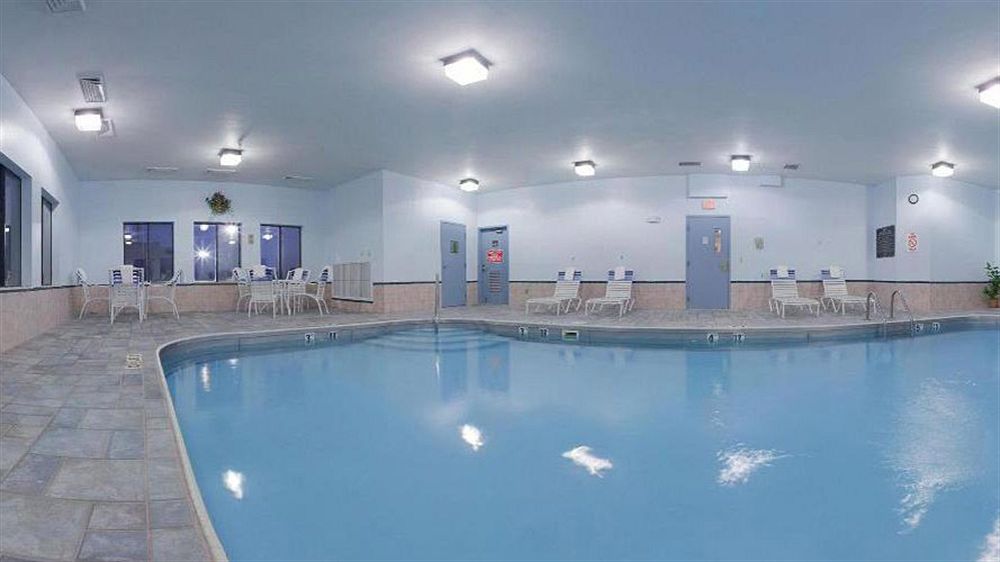 Holiday Inn Express & Suites St. Clairsville in St Clairsville, oh