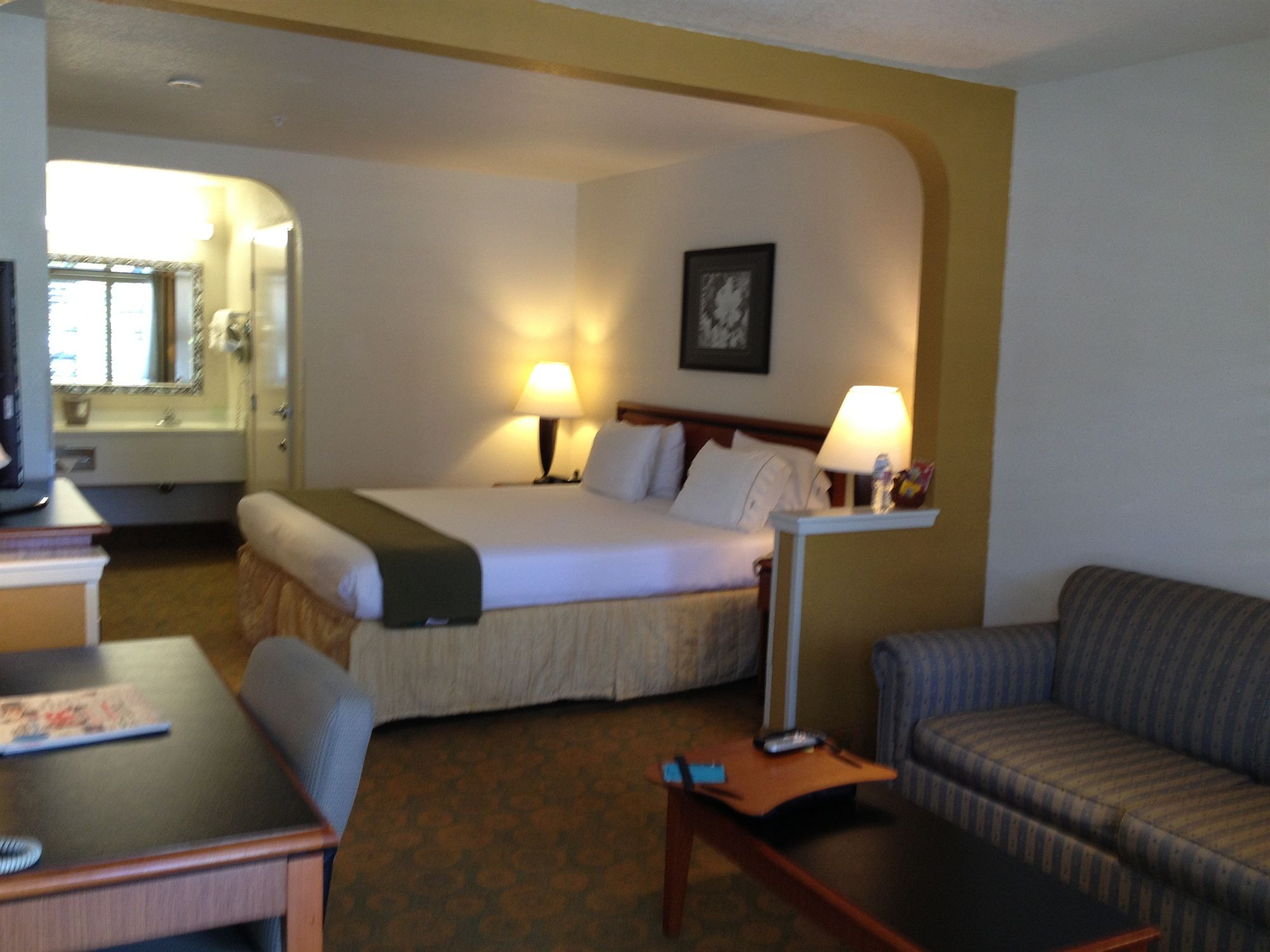 Discount Coupon for Atherton Park Inn & Suites in Redwood City, California Save Money!