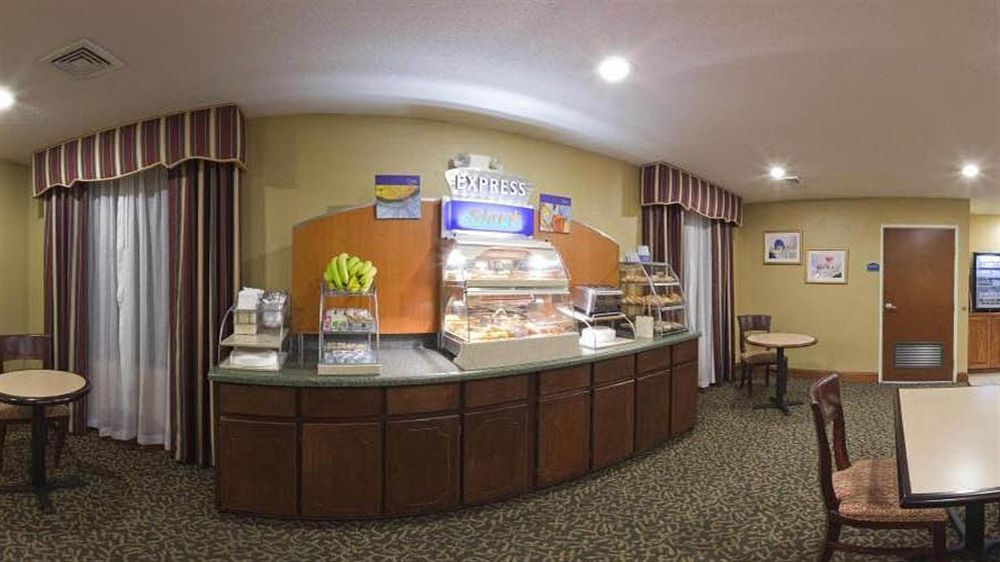 Discount Coupon for Holiday Inn Express Shelby in Shelby, North