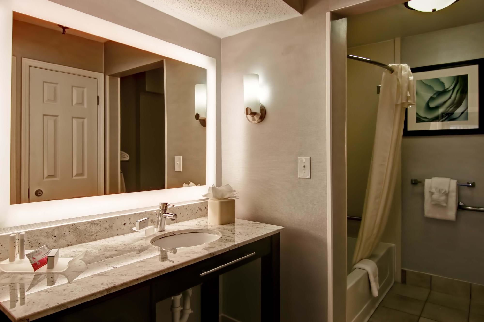 Discount Coupon for Homewood Suites Memphis East in Memphis, Tennessee