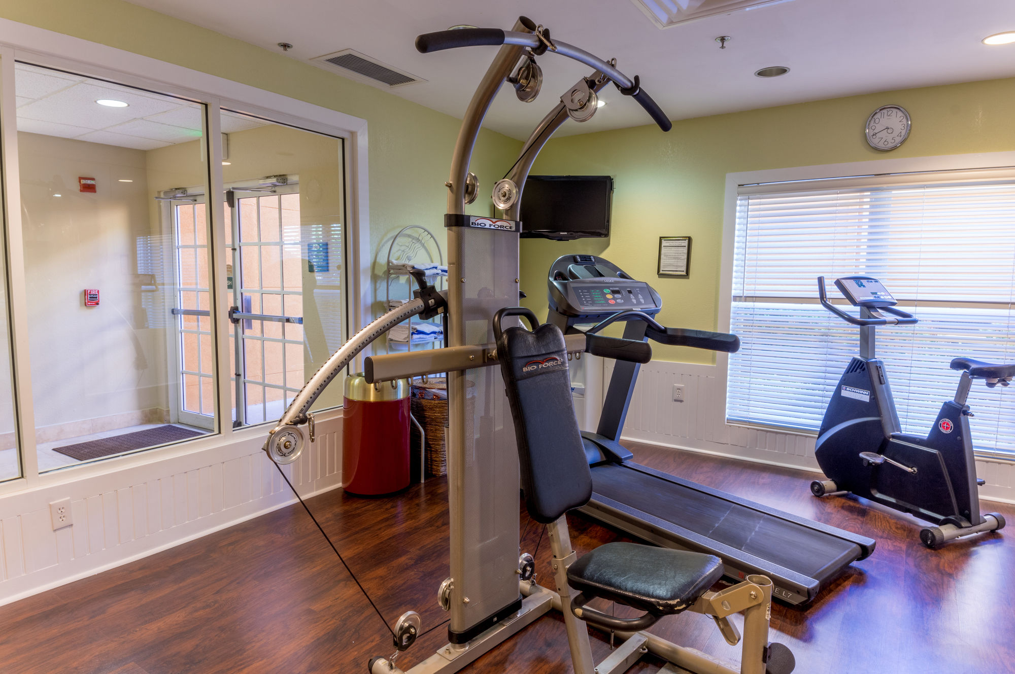 Discount Coupon for Quality Suites Lake Buena Vista in Orlando, Florida Save Money!