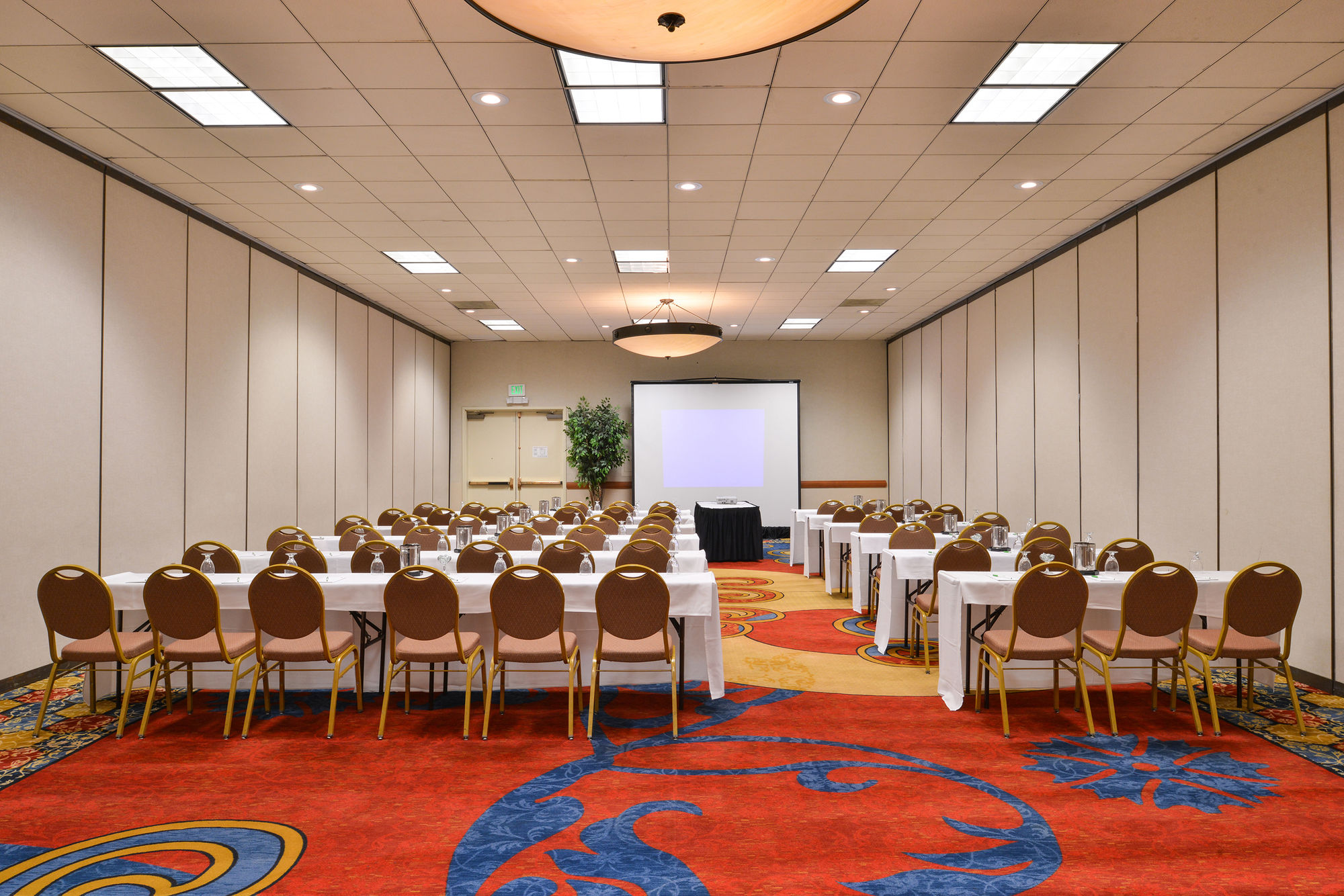 Holiday Inn La Mirada