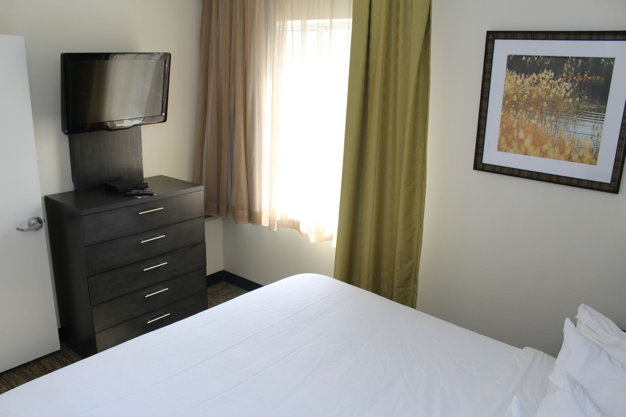 Discount Coupon for Candlewood Suites Syracuse in Syracuse, New York