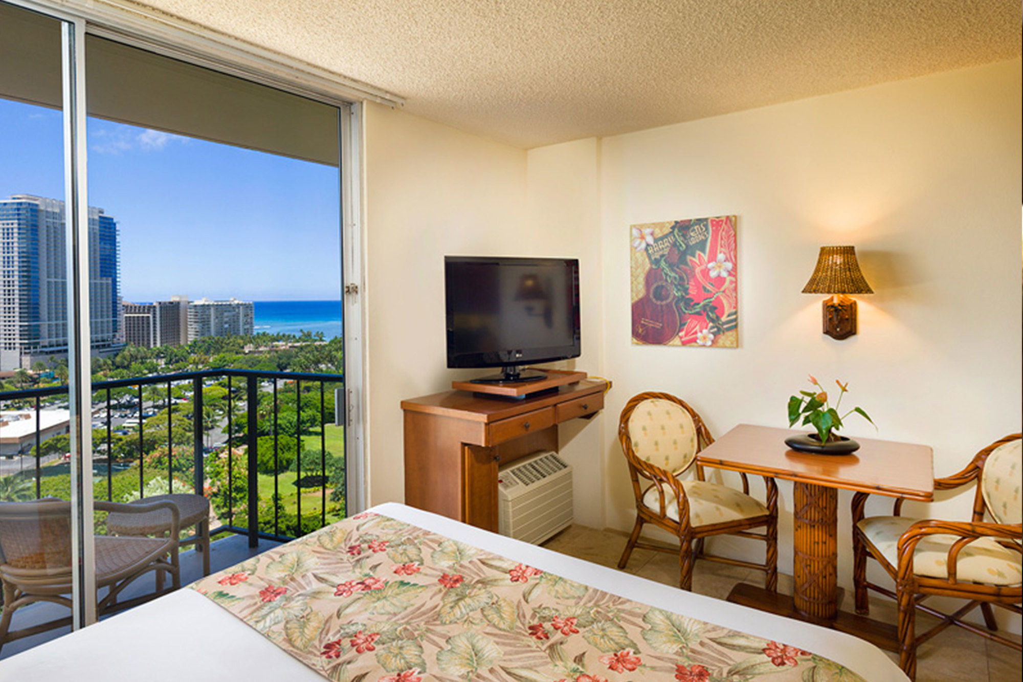 Discount Coupon for Luana Waikiki Hotel & Suites in Honolulu, Hawaii