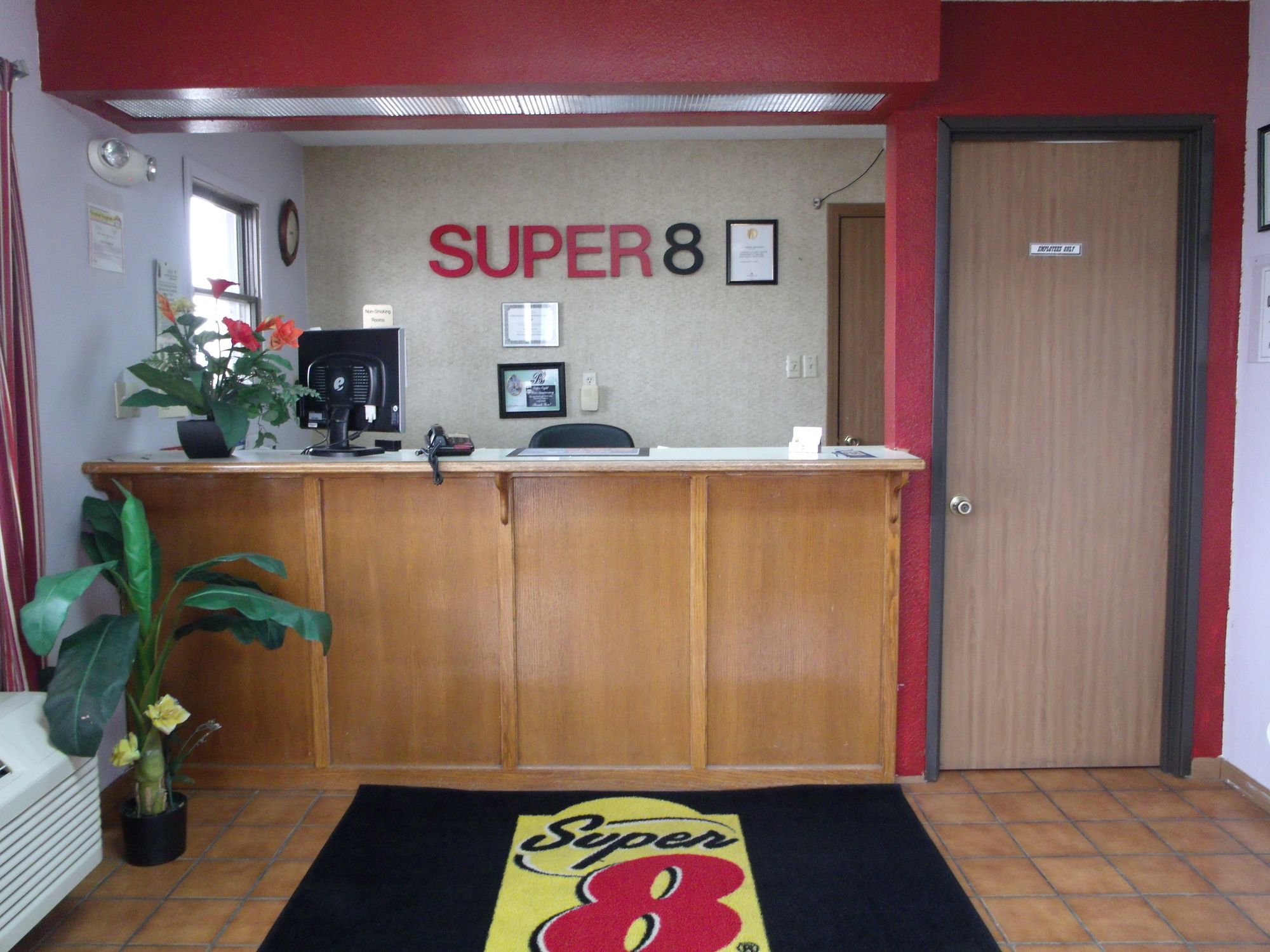 Discount Coupon for Super 8 Butler Pa in Butler, Missouri Save Money!