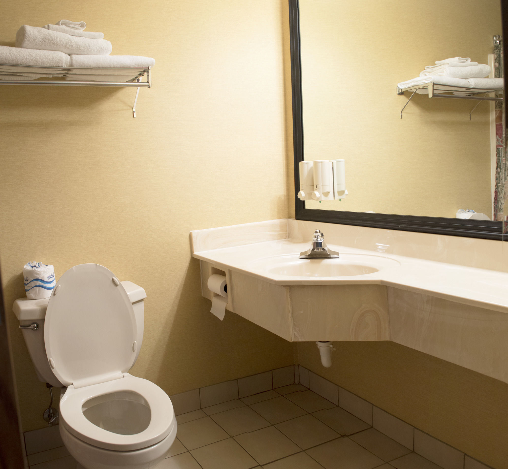 South Shore Inn in Sandusky, OH