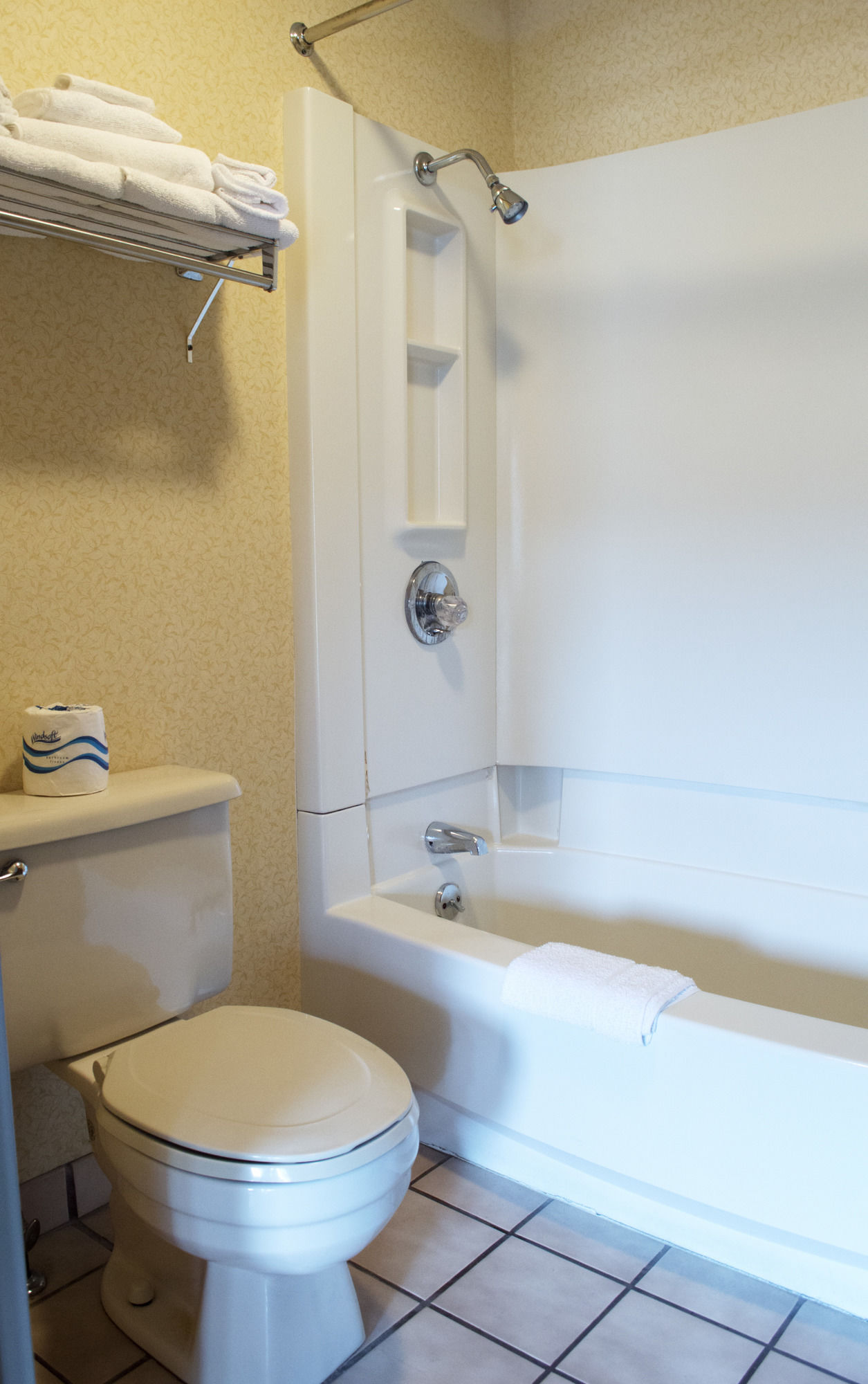 South Shore Inn in Sandusky, OH