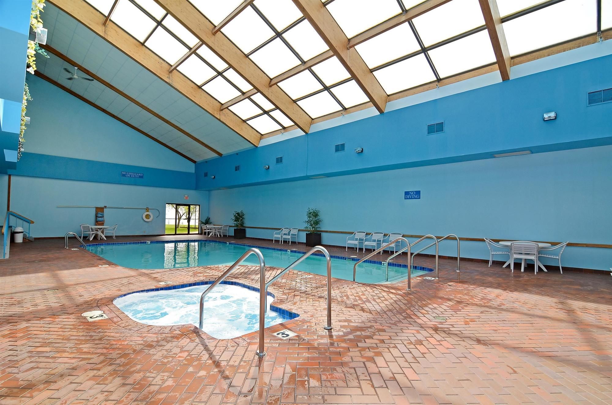 Discount Coupon for Best Western Lakefront Hotel in Manitowoc, Wisconsin Save Money!