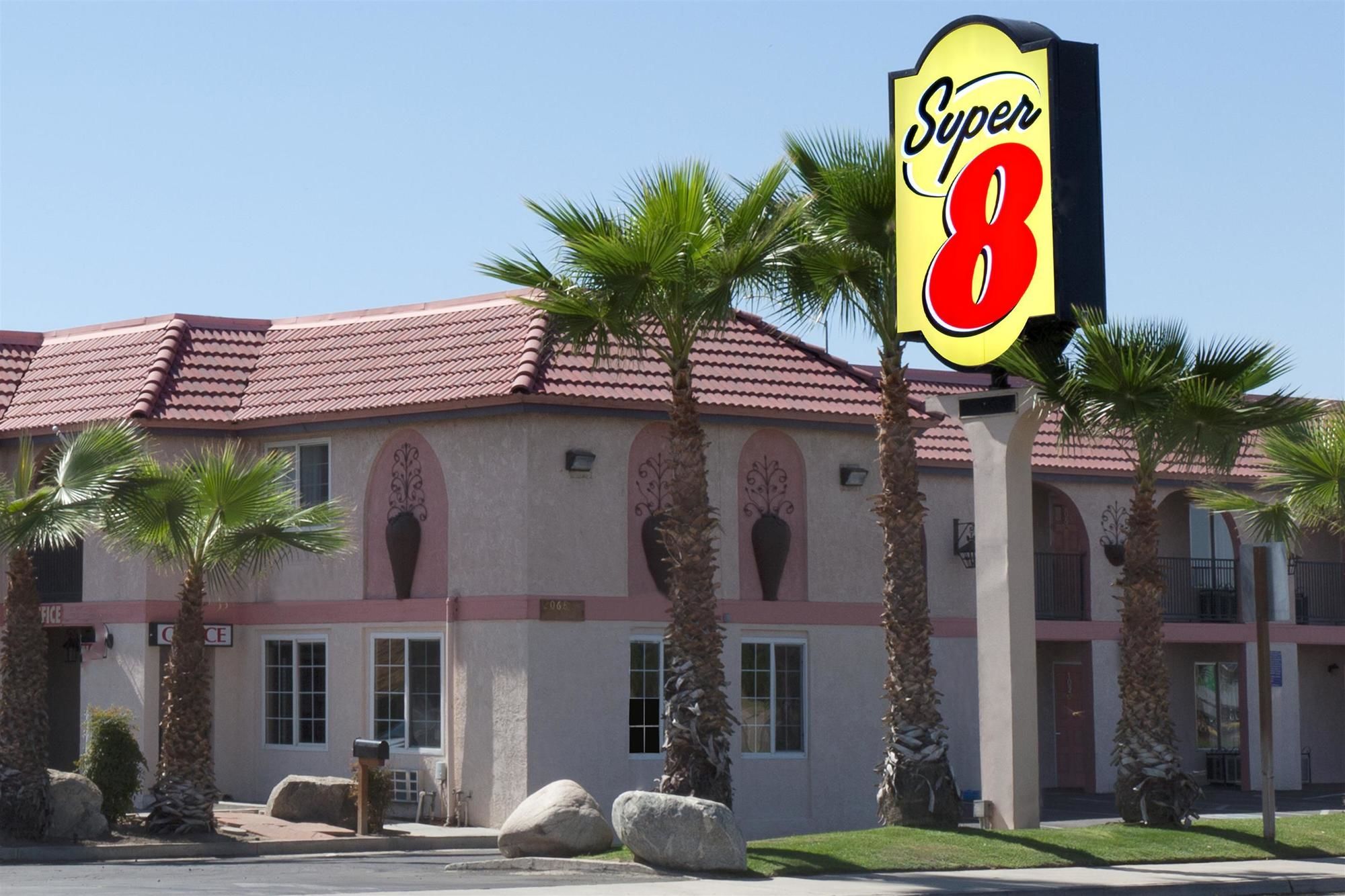 Buttonwillow Hotel Coupons for Buttonwillow, California