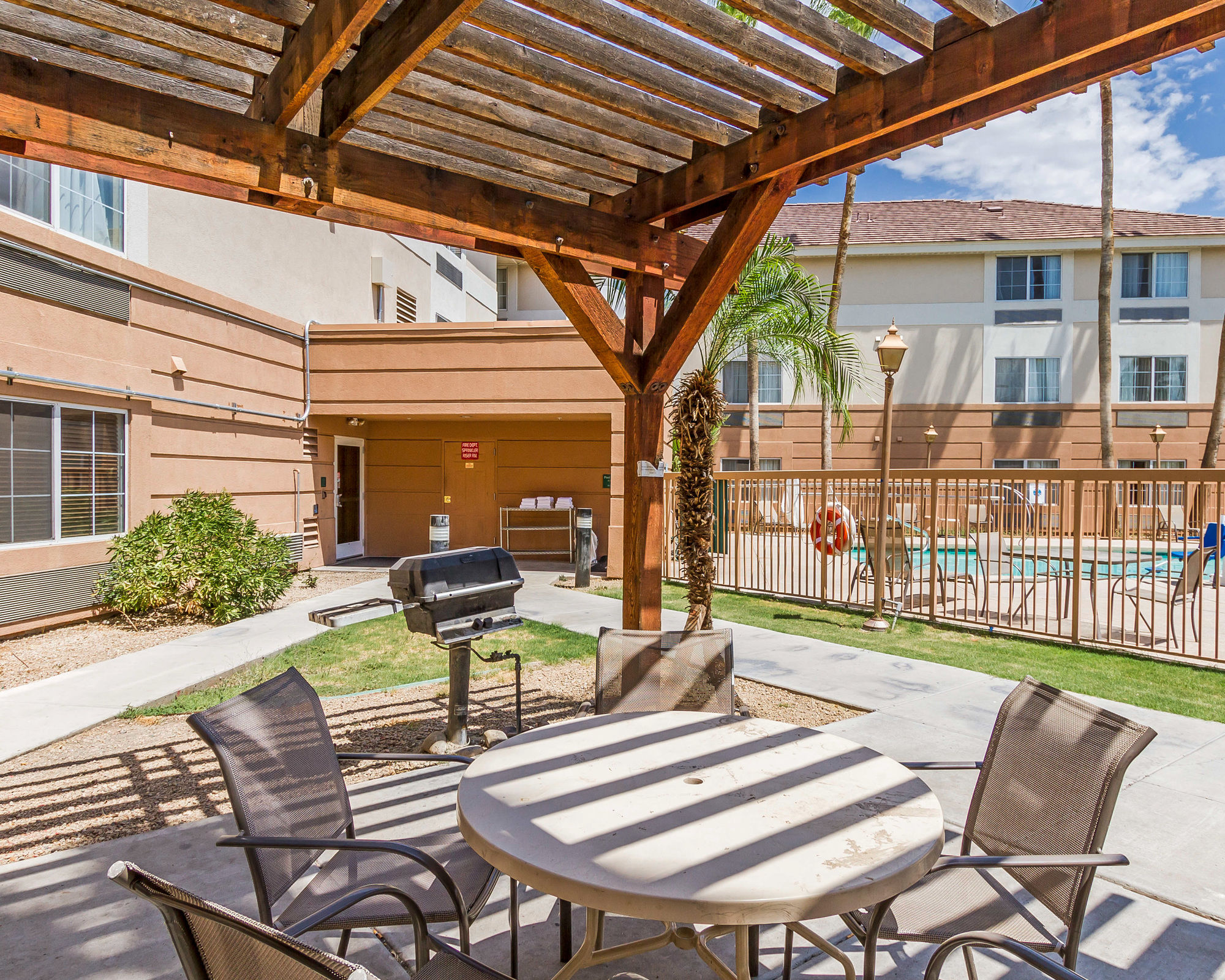 Quality Inn & Suites at Metro Center