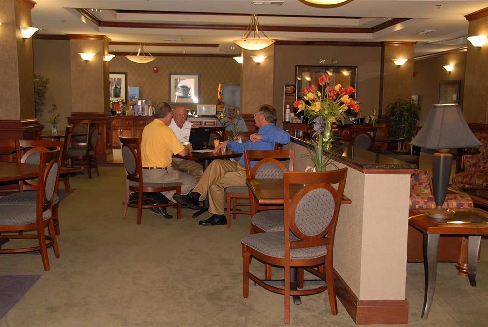 Discount Coupon for Hampton Inn Van Buren in Van Buren, Arkansas Save