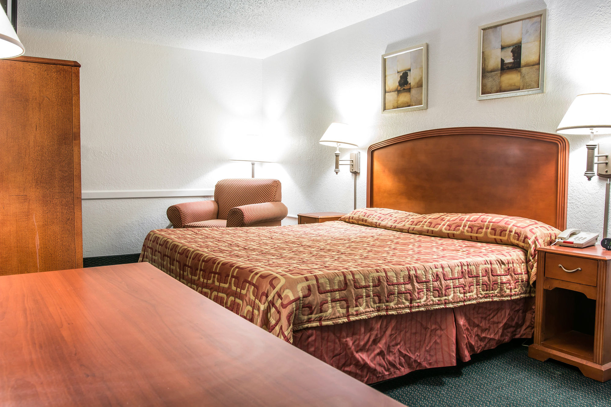 Discount Coupon for Econo Lodge in Kalamazoo, Michigan Save Money!