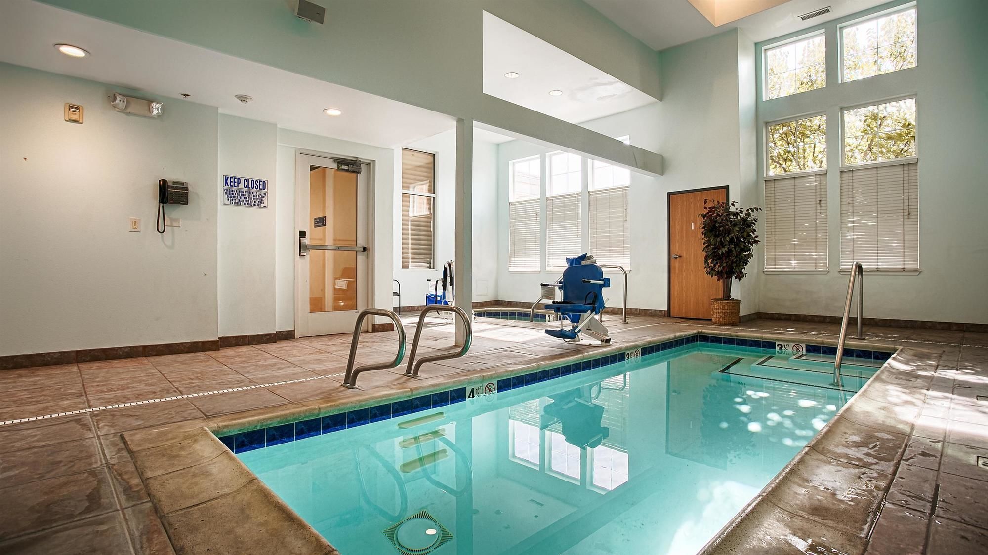 Lodi Hotel Coupons for Lodi, California