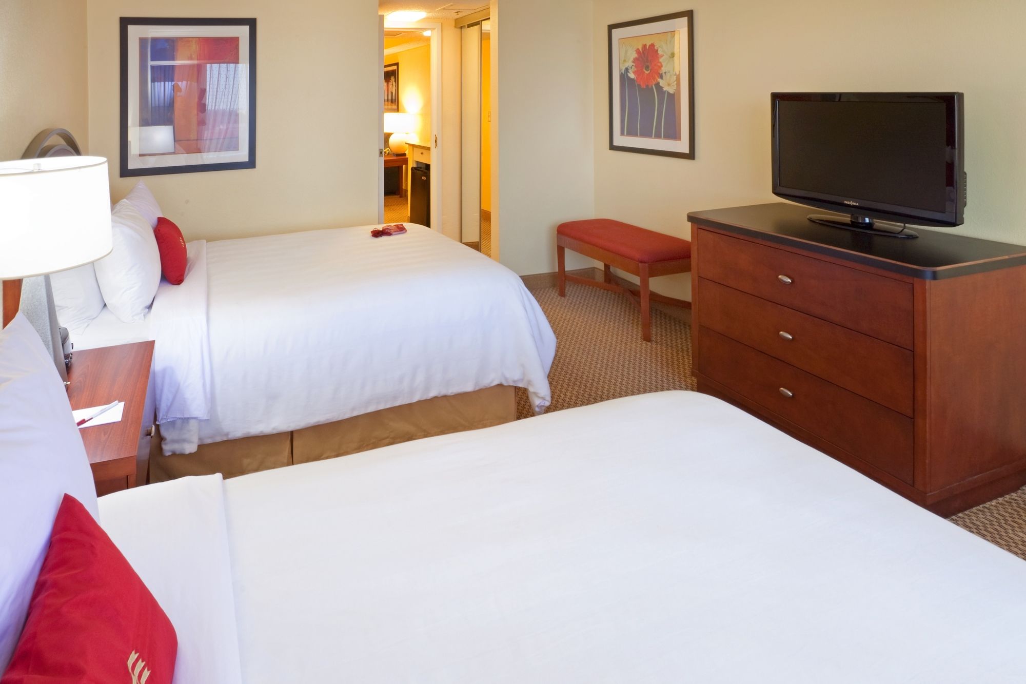 Discount Coupon for Crowne Plaza Suites Arlington Ballpark Stadium in Arlington, Texas
