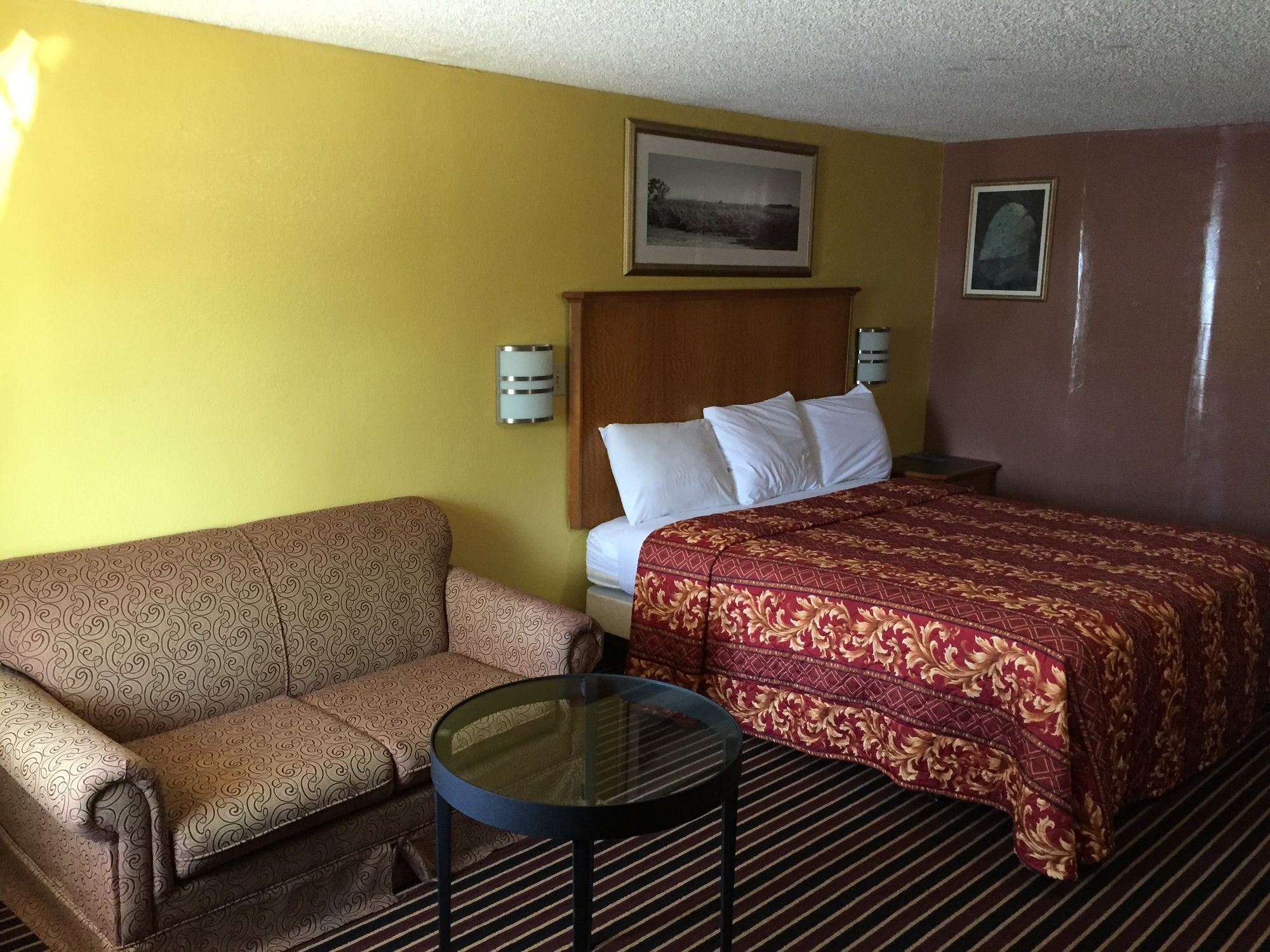 Discount Coupon for Scottish Inns New Cumberland in New Cumberland