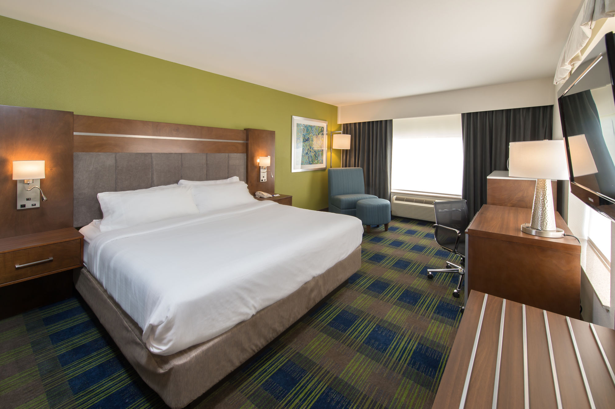 Discount Coupon for Holiday Inn Express Suites Clifton Park in Clifton