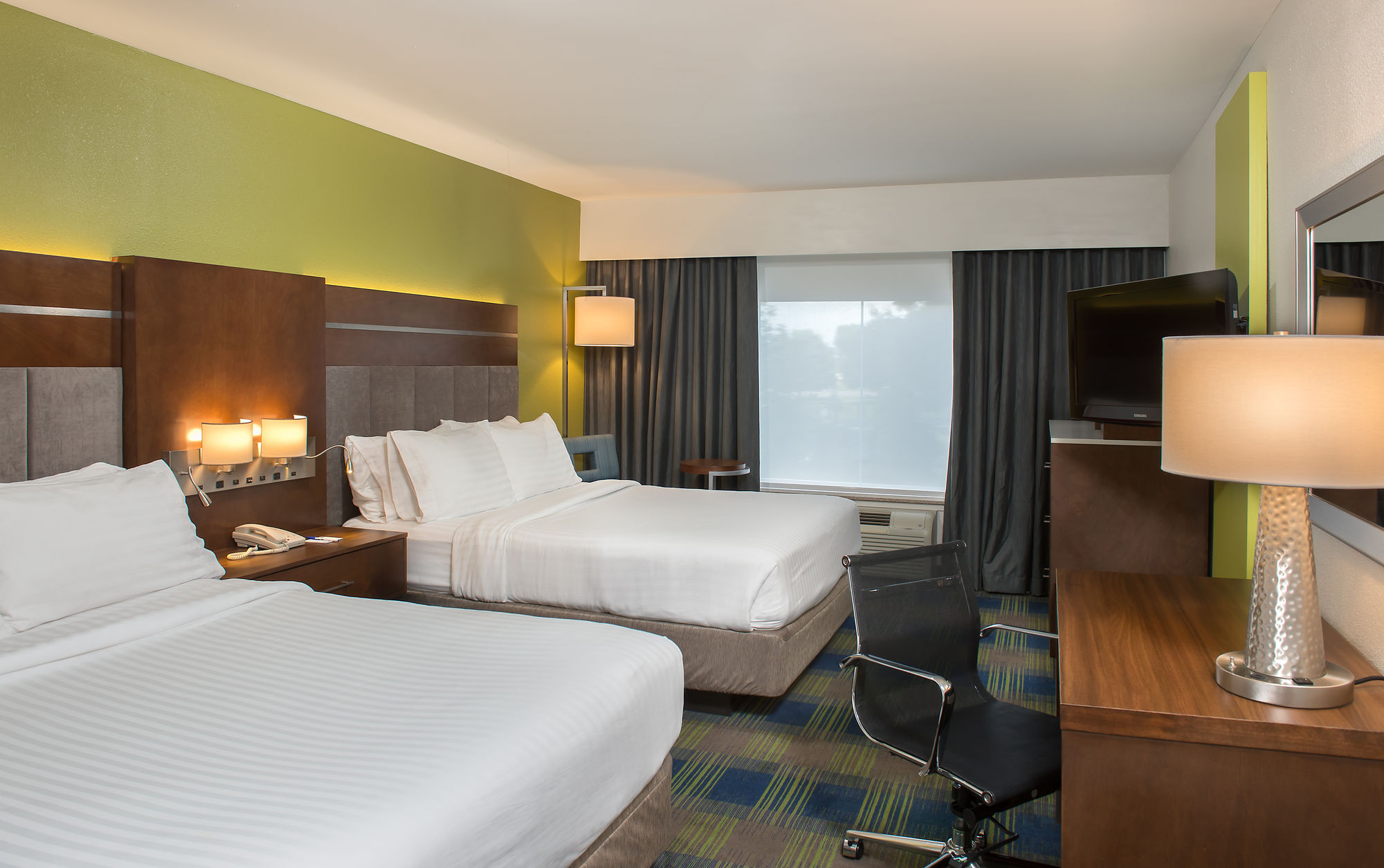 Discount Coupon for Holiday Inn Express Suites Clifton Park in Clifton