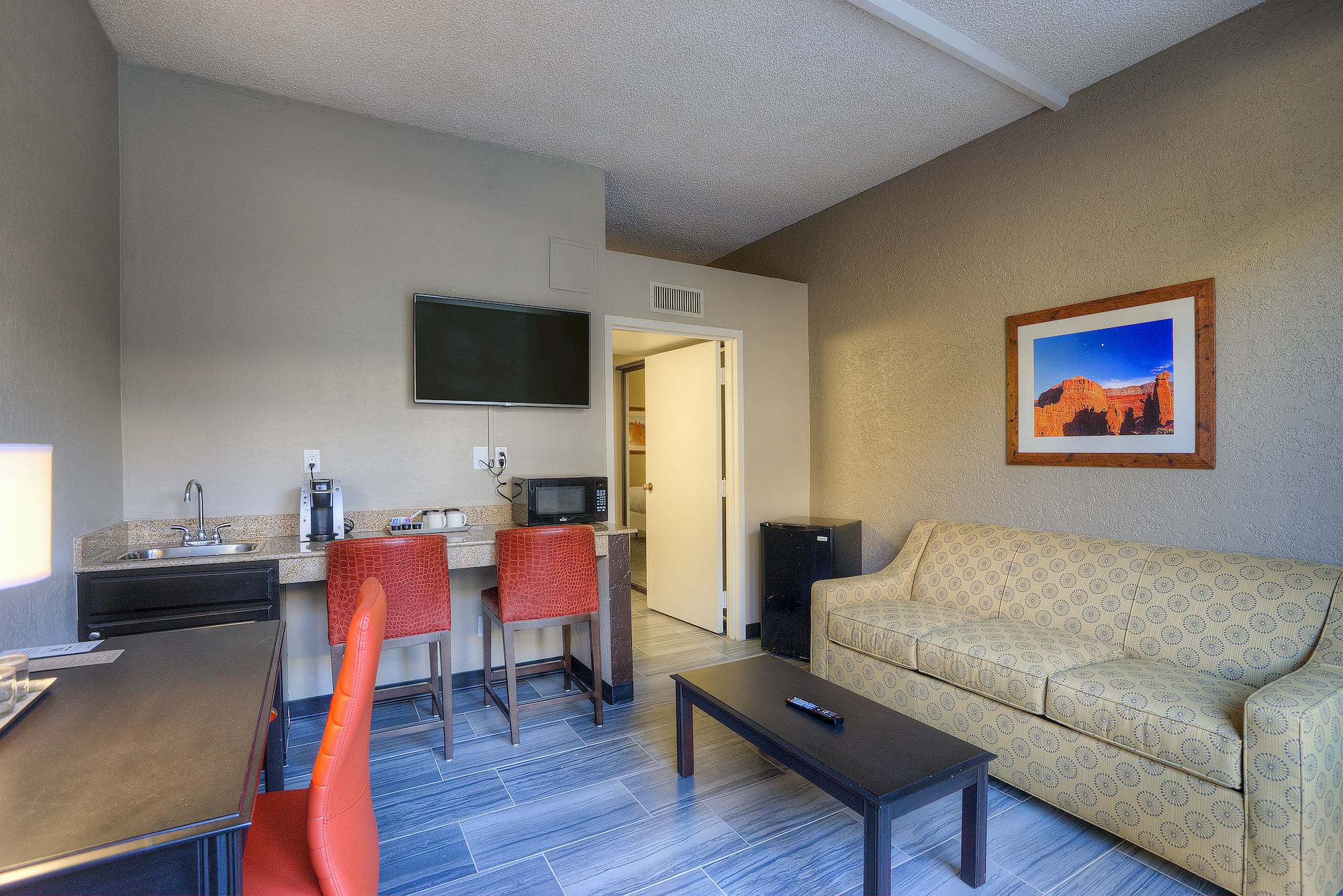 Discount Coupon for Radisson Hotel Phoenix North in Phoenix, Arizona Save Money!