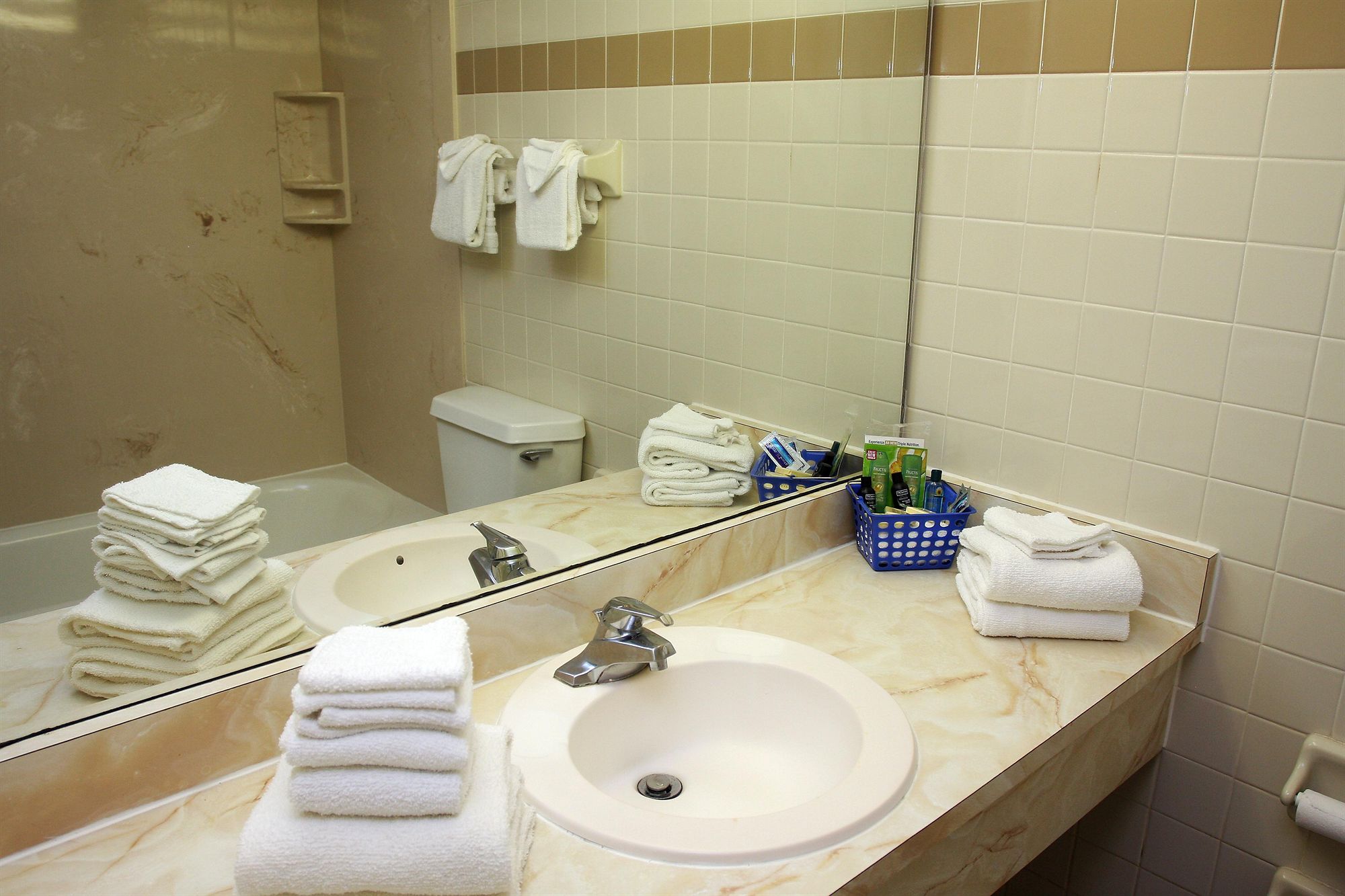 Makai Beach Lodge in Ormond Beach, FL