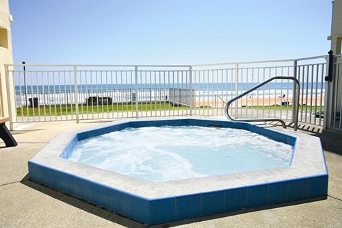 Makai Beach Lodge in Ormond Beach, FL